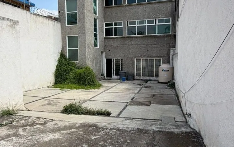 Edificio habitacional en venta en Barrio Santa Ana, Tláhuac