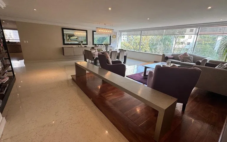 Departamento Amueblado frente a Arcos Bosques