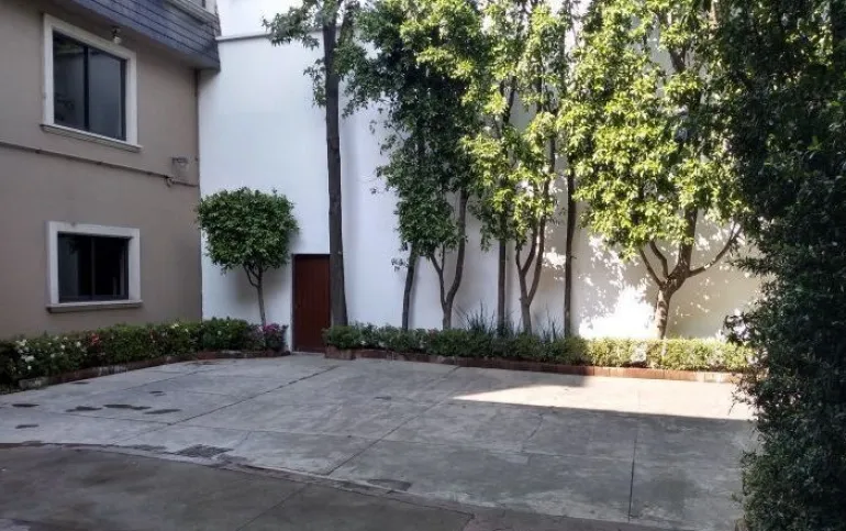 Casa con uso de suelo para oficinas, Col. San Miguel Chapultepec
