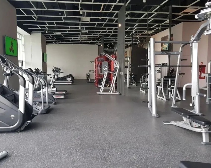 **OPORTUNIDAD** HERMOSO DEPARTAMENTO CON 1 BALCÓN  Y LINDOS ACABADOS