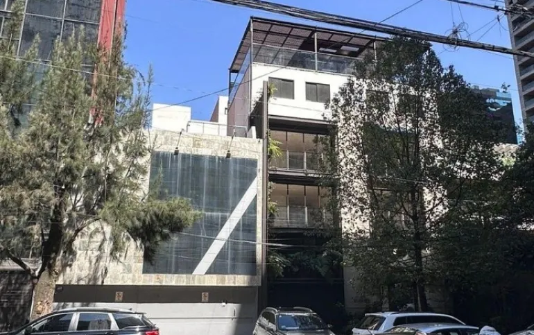 Se vende edificio de oficinas en lord Byron polanco