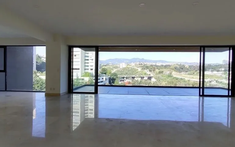 Renta espectacular Depto con Terrazas  en Lomas Country