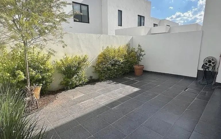 Excelente  casa en venta  en Altos Juriquilla , Querétaro