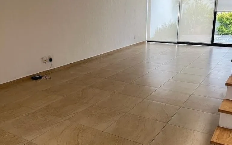 Excelente  casa en venta  en Altos Juriquilla , Querétaro